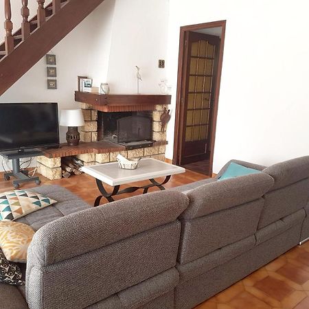 Maison Charmante A Sainte-Marie Avec Grand Jardin Ngoại thất bức ảnh